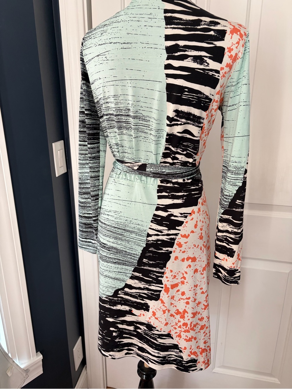 Diane Von Furstenberg Valencia Mint, Black & Coral Abstract Wrap Dress 10 - Picture 3 of 6